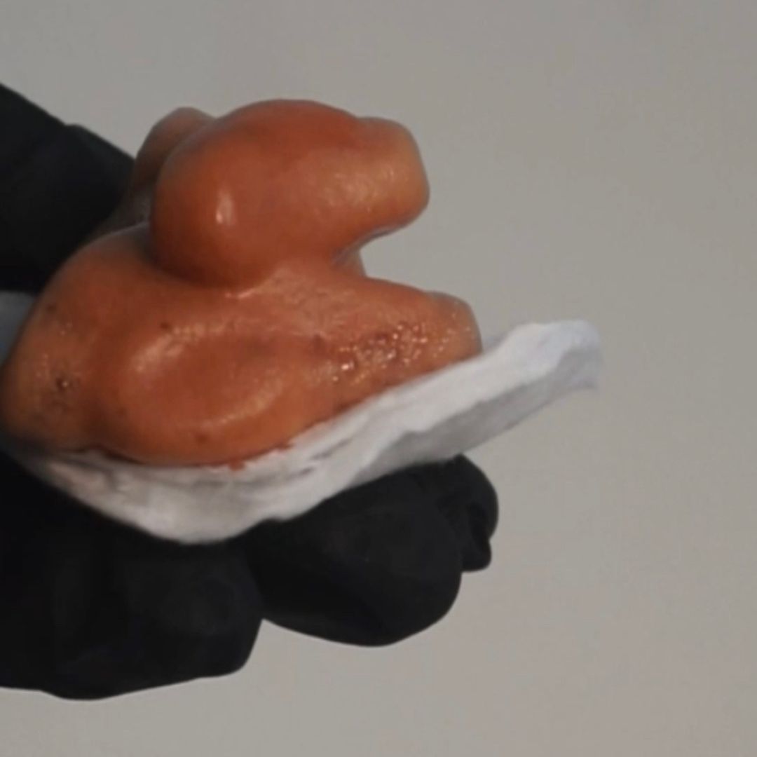 Locked Lace Tint Mousse Mocha